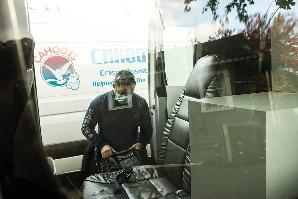 In Eugene, Oregon, civilian response workers—not police—are dispatched to nonviolent crises - Vimarsana News