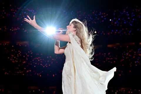 Taylor Swift on stage performing