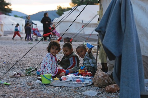 Afghan refugee children