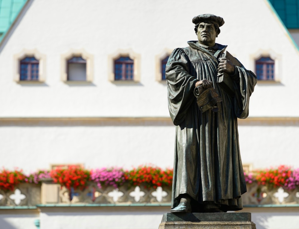 Martin Luther statue