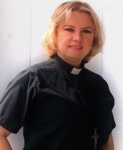 Pastor Betty Rendón