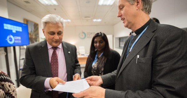 WCC group commits to action on climate change | The Christian Century