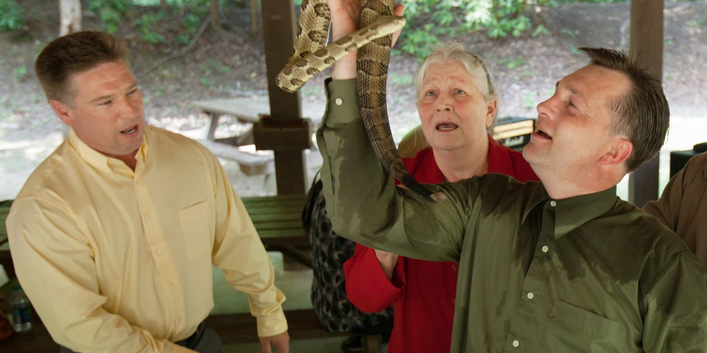 picture of snake handling Christians