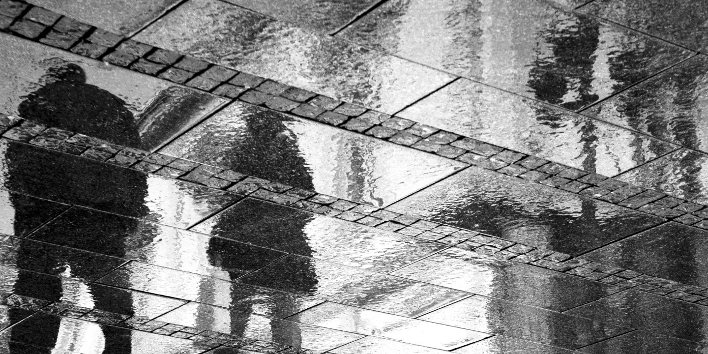 Distorted reflection alienated